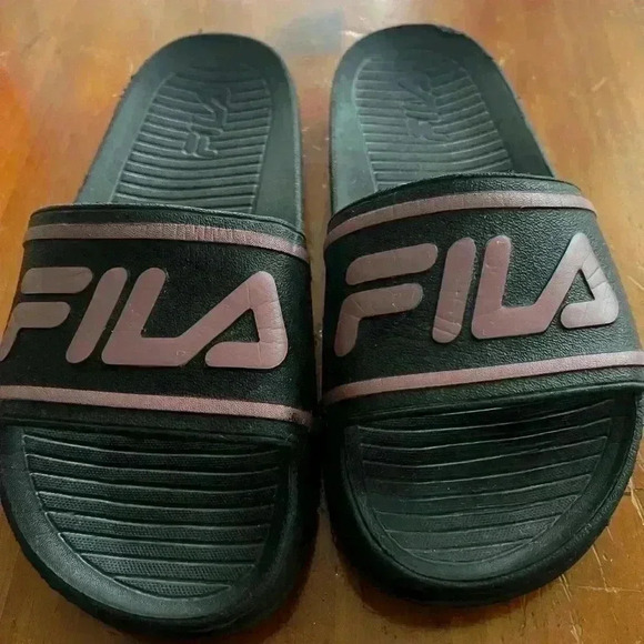 Fila Slide Sandals Black Pink Logo Slip On Flip Flops - Picture 2 of 2